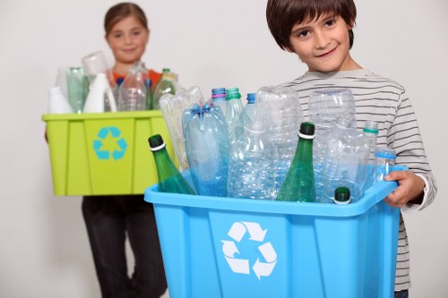 Recycling and disposal during flat clearance